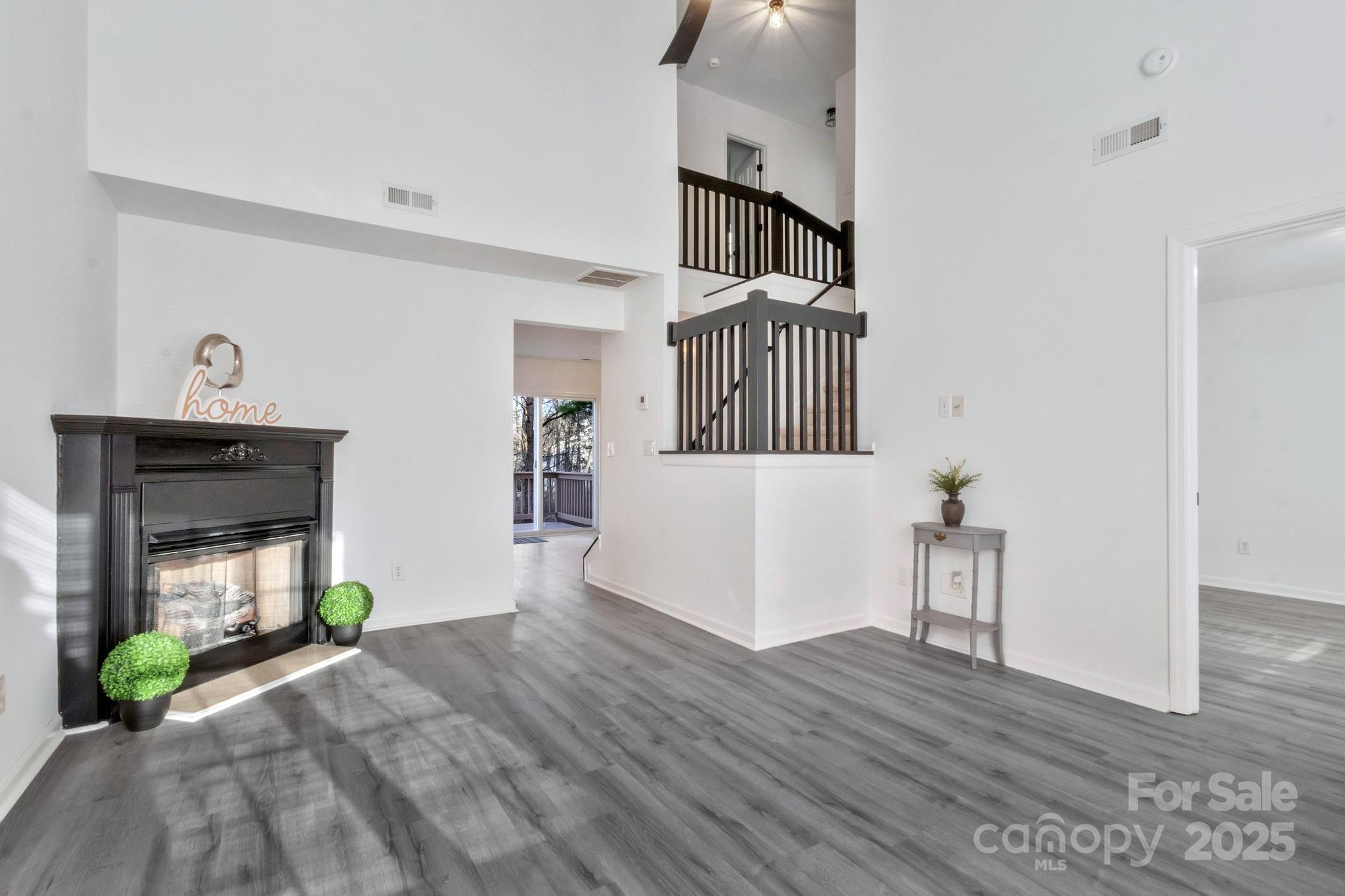 Windsor Trace - Residential