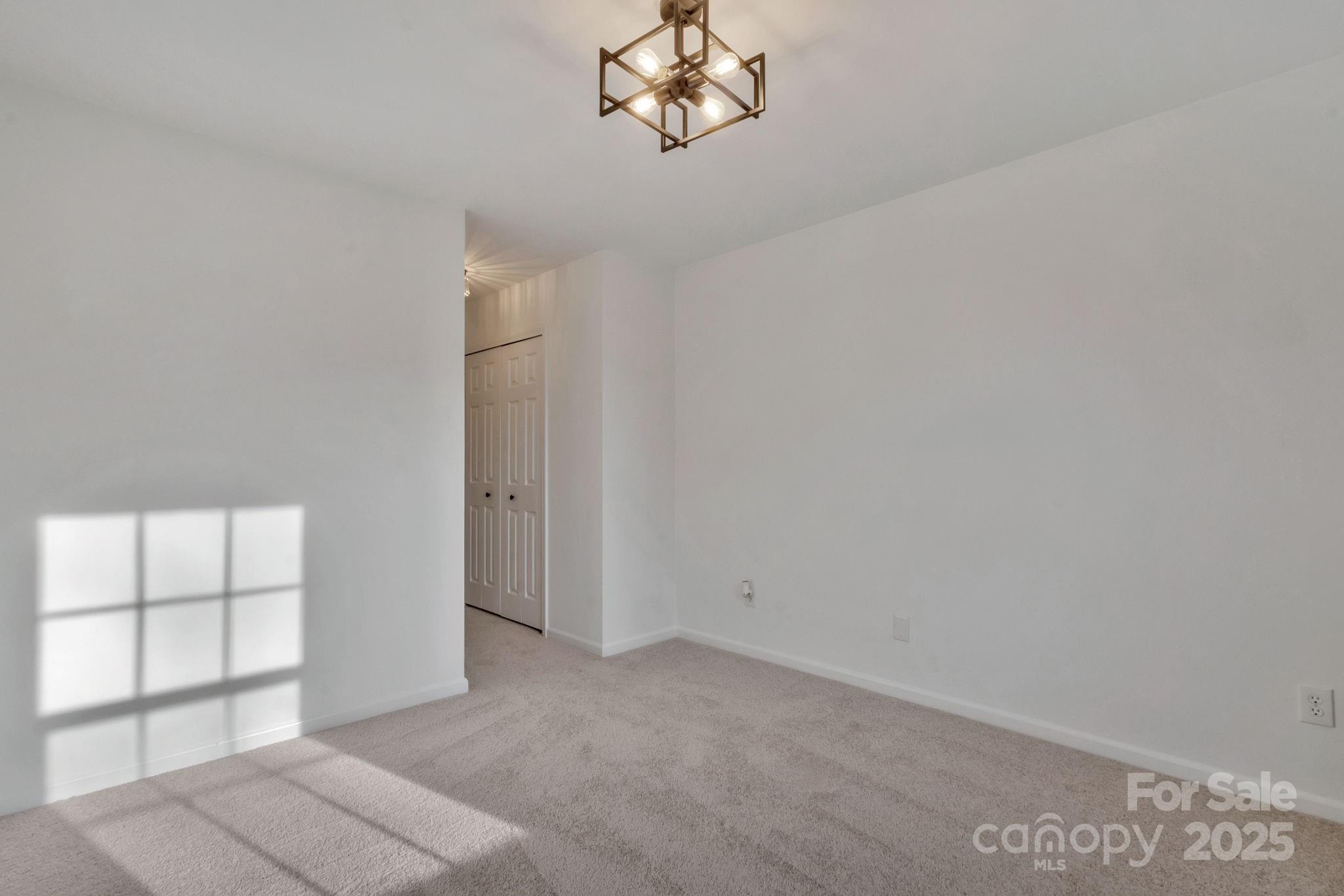 Windsor Trace - Residential