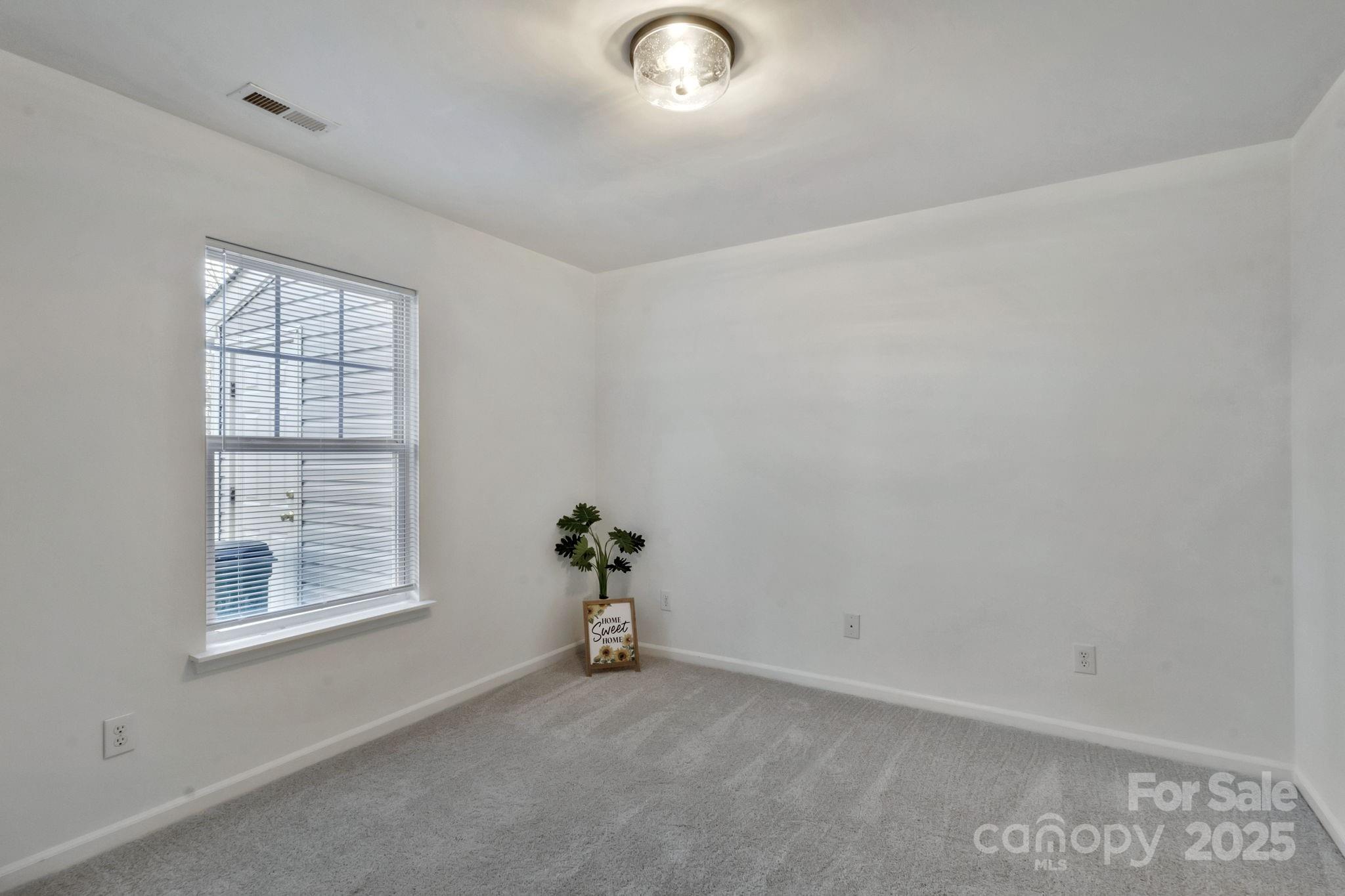 Windsor Trace - Residential