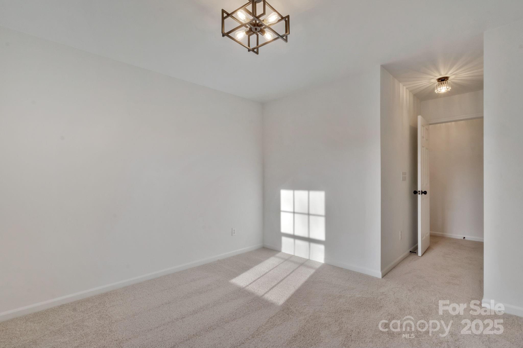 Windsor Trace - Residential