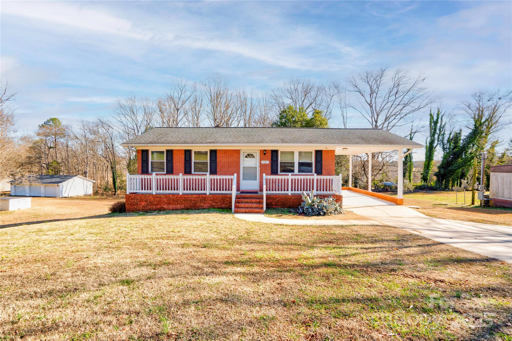 1909 S Lafayette Street