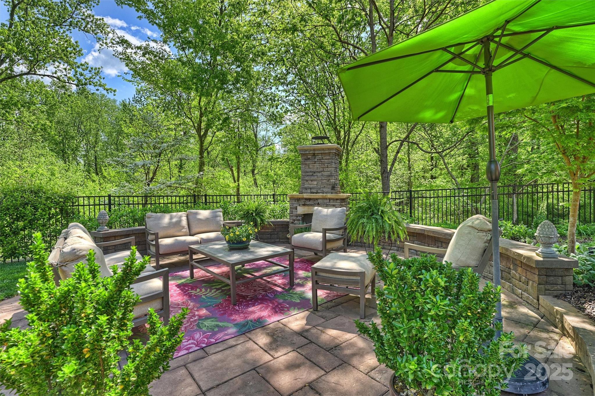 Riverwalk - Residential