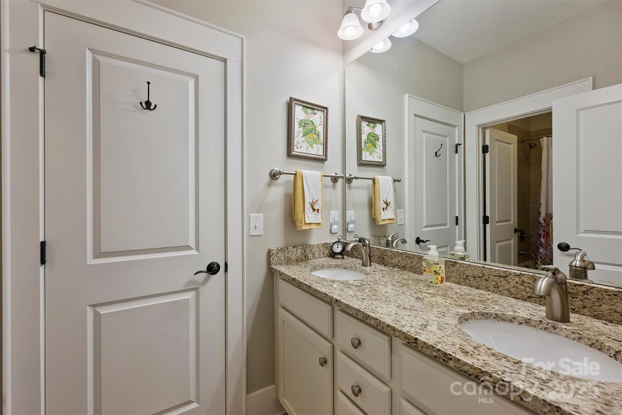 Riverwalk - Residential