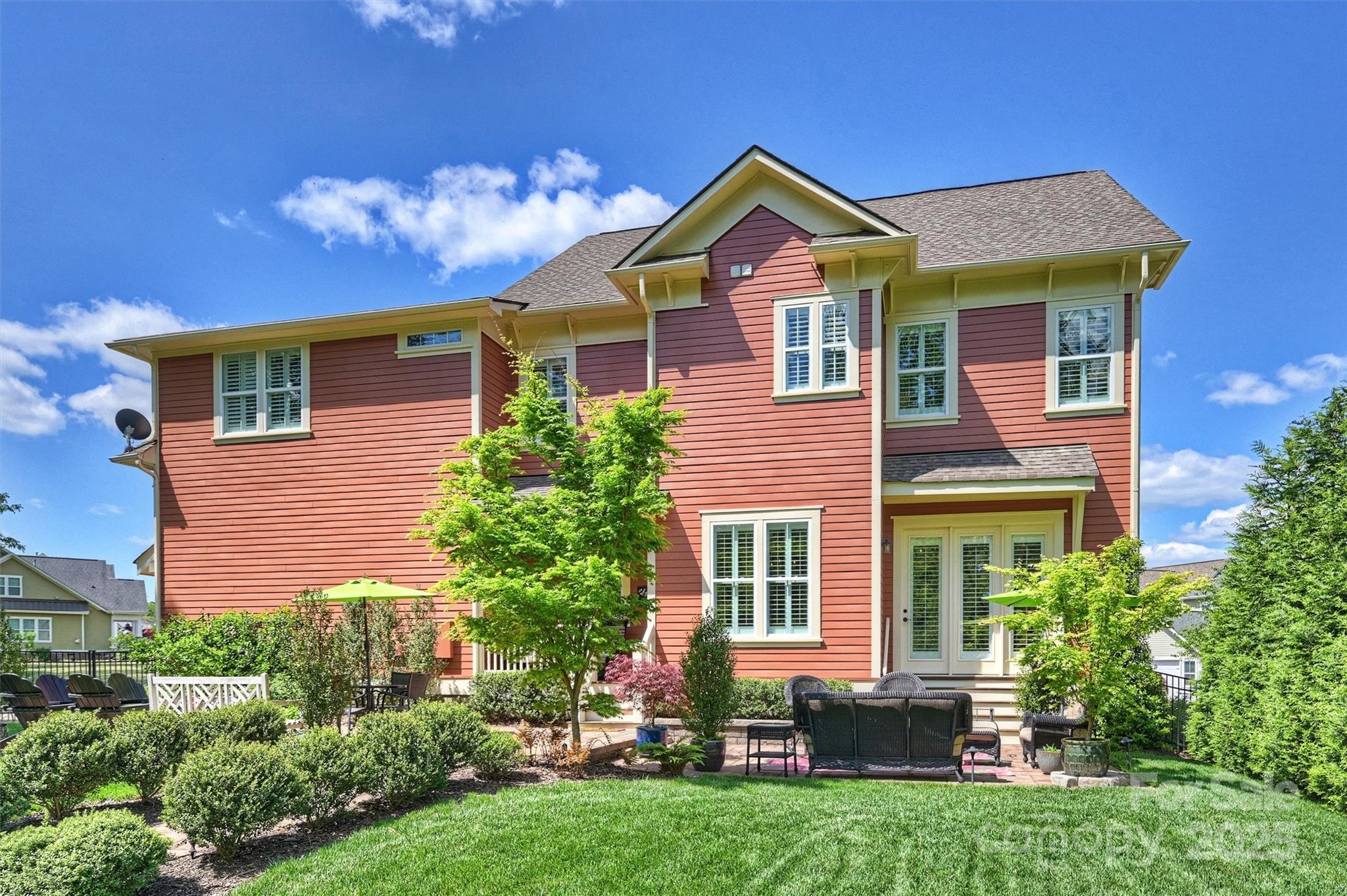 Riverwalk - Residential