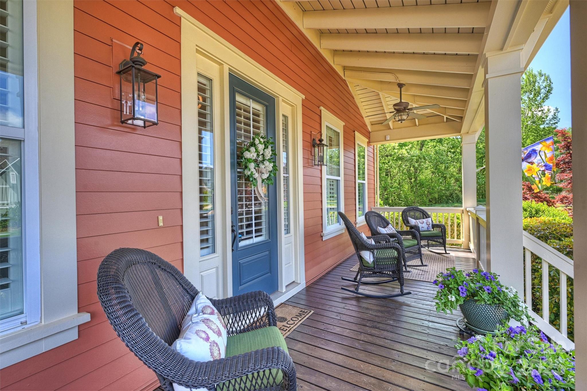 727 Bluff Loop Road