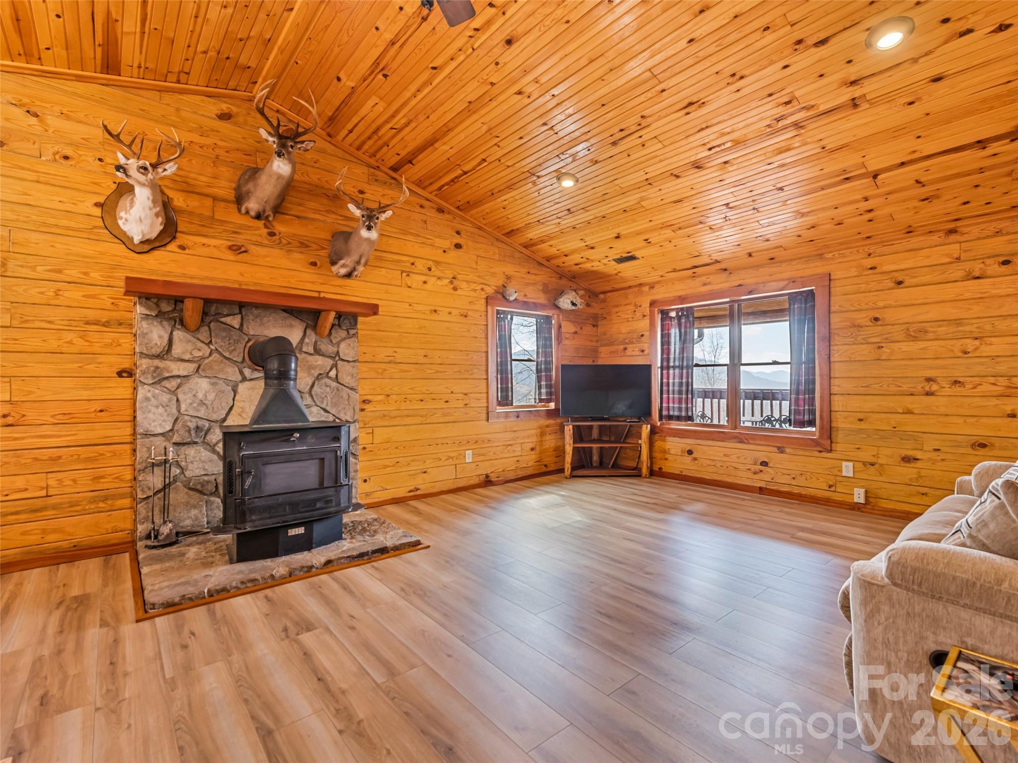 Rustic Ridge - Residential