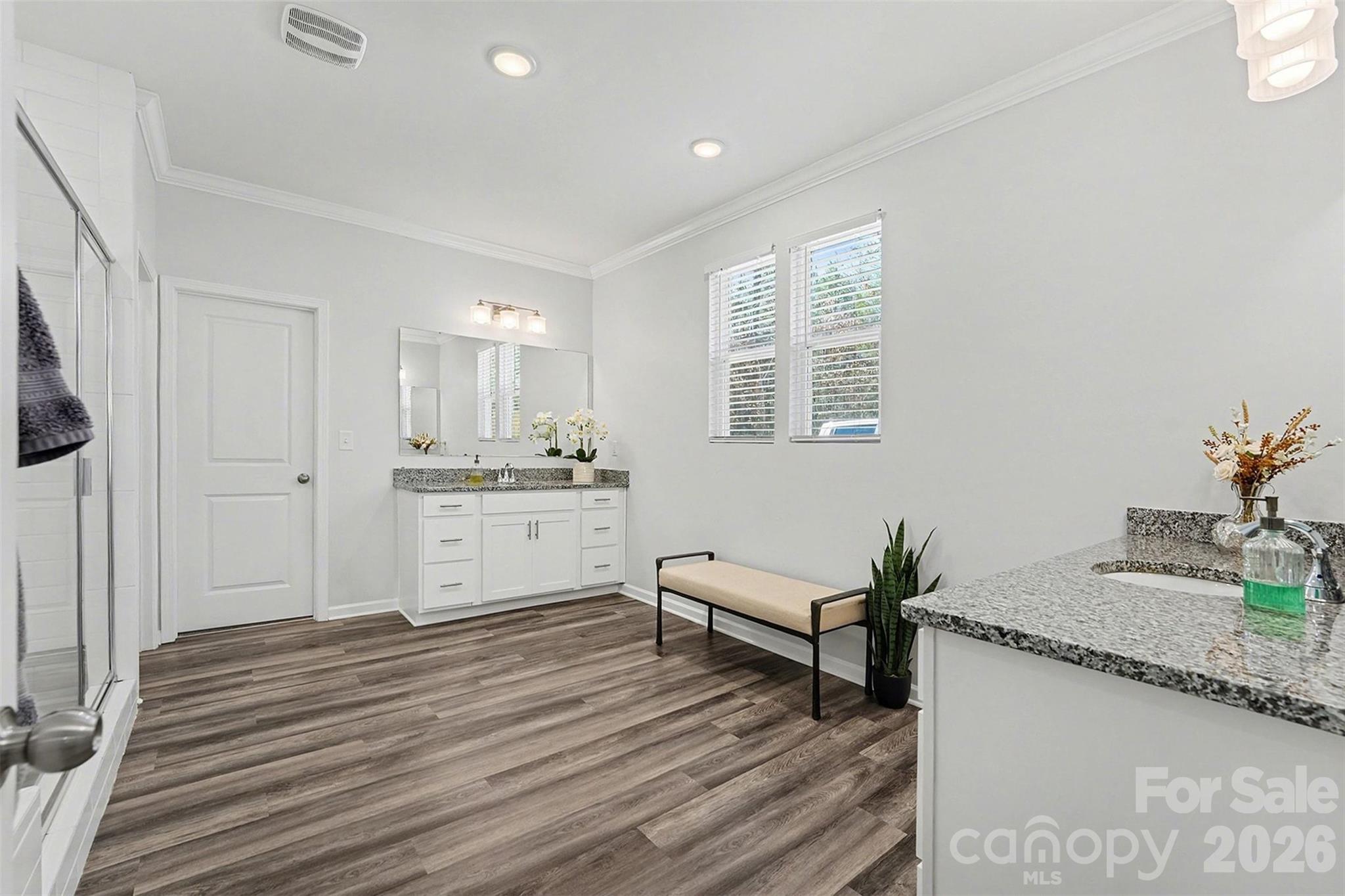 Country Club Hills - Residential