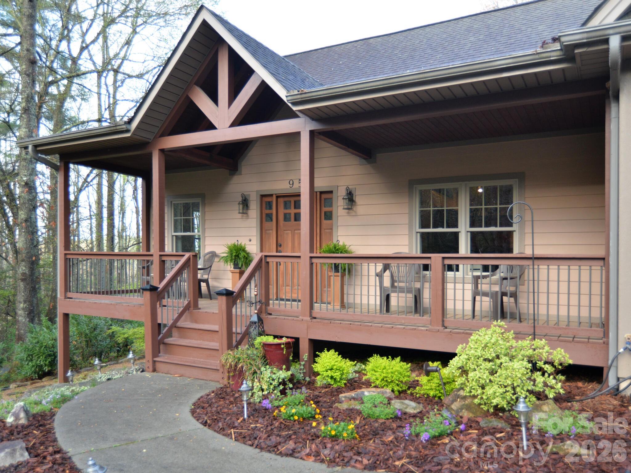 95 Creeks Edge Drive