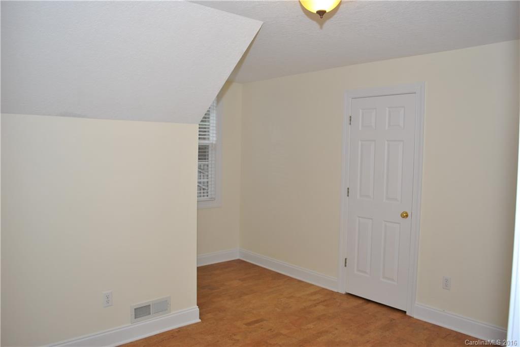 Huntington Chase - Residential