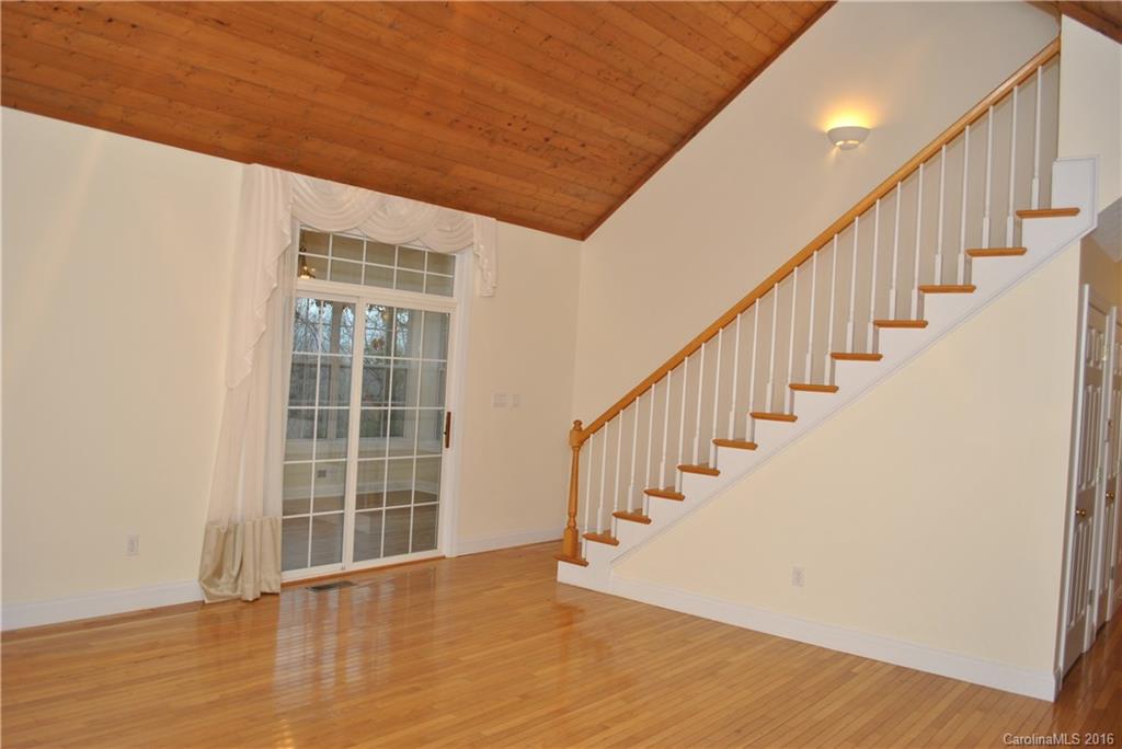 Huntington Chase - Residential