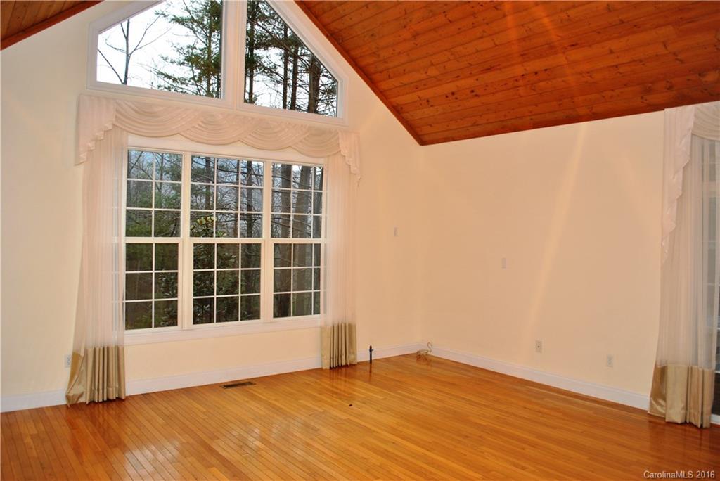 Huntington Chase - Residential