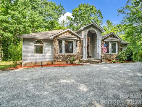 Photo of 385 Park Street, Columbus, NC 28722 (MLS # 4387966)