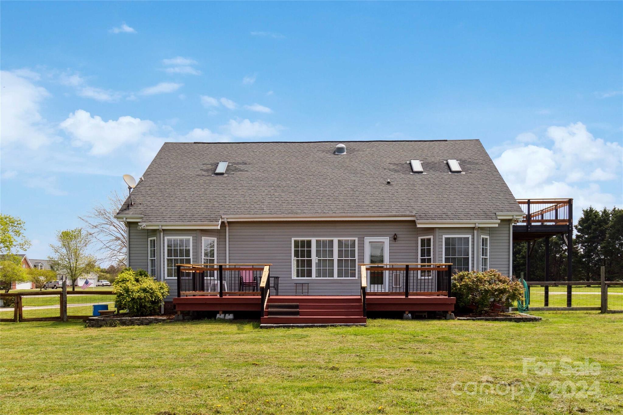 Lombardy Meadows - Residential