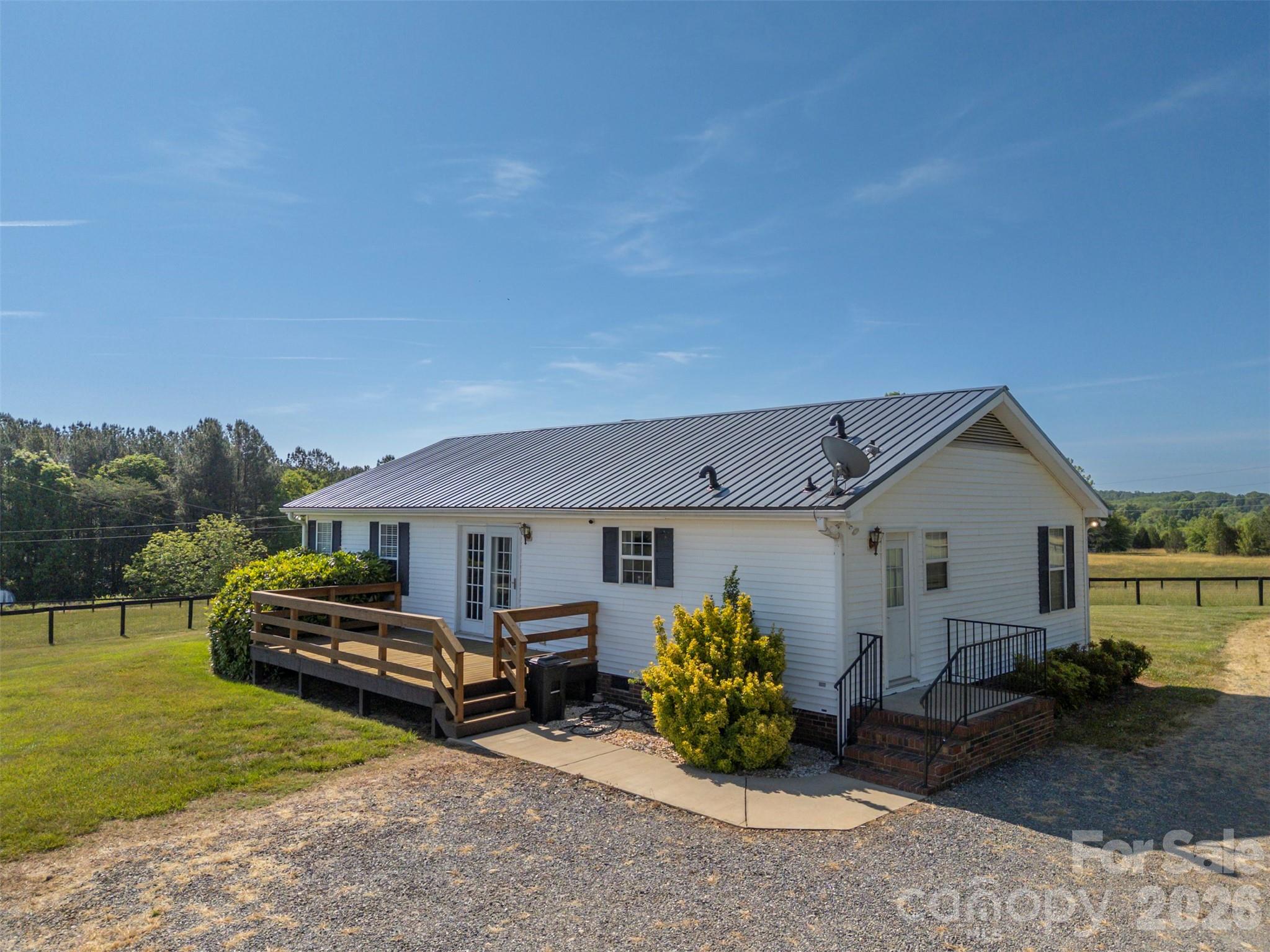 161 Breezy Hill Lane