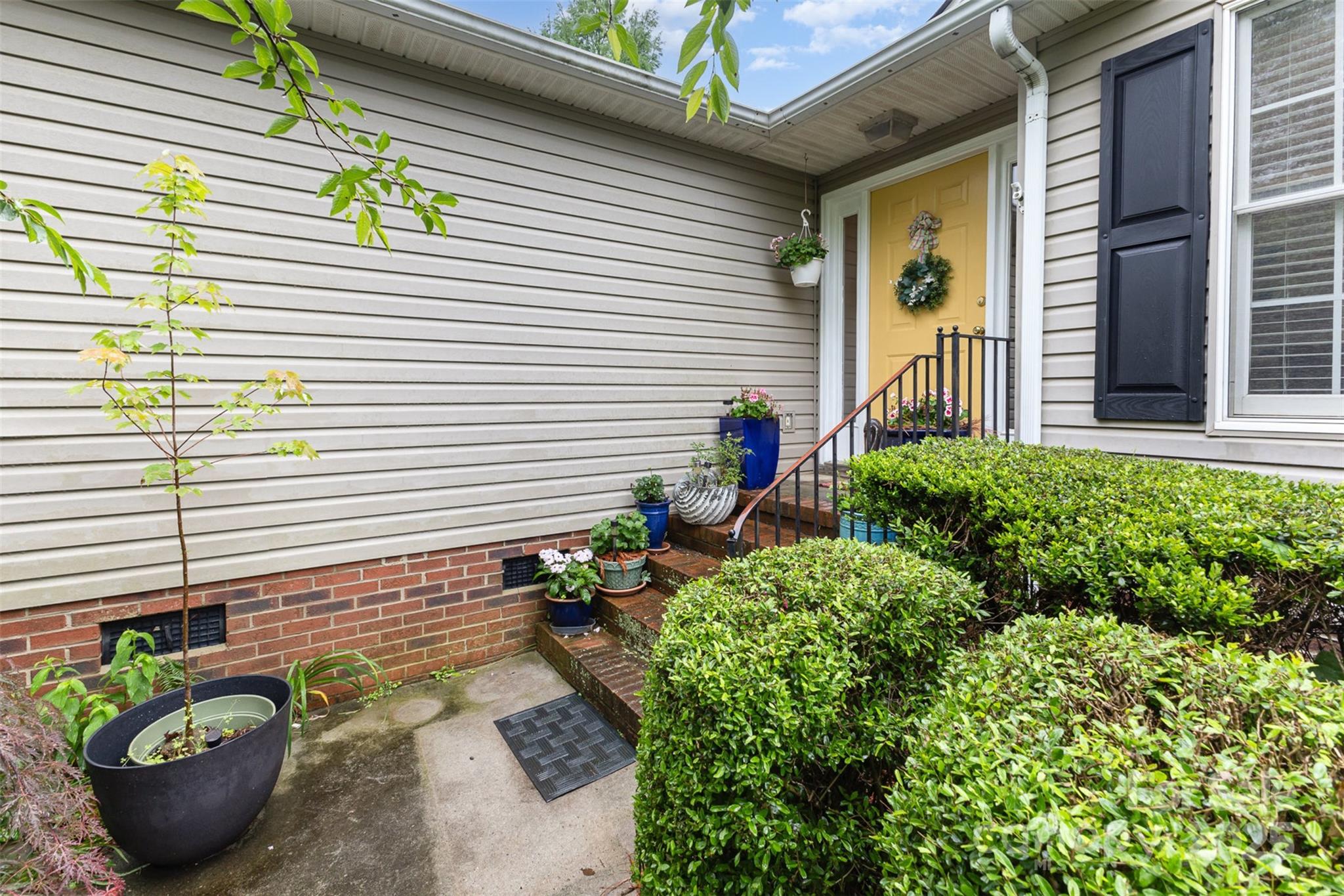 2906 Chapman Circle