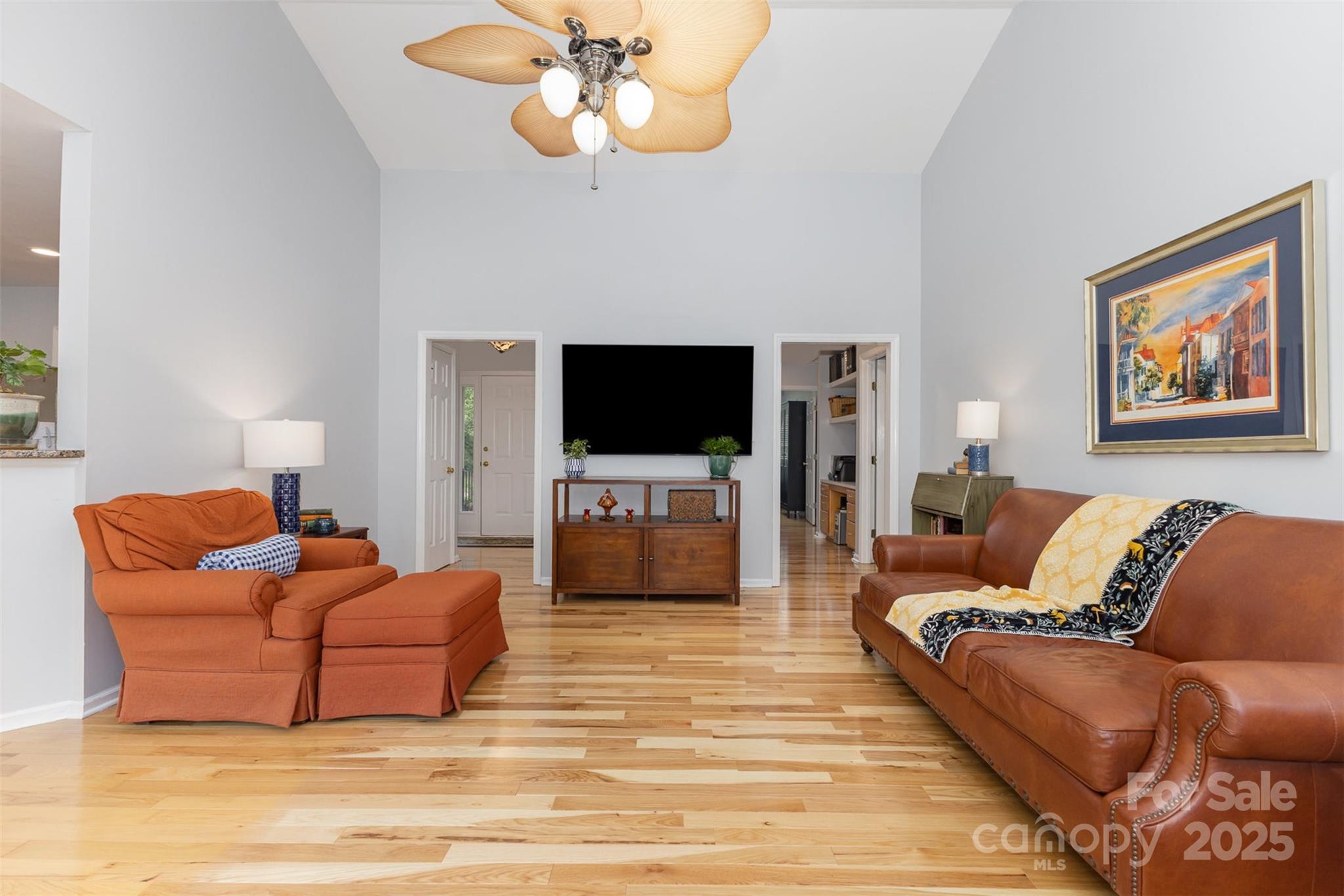 2906 Chapman Circle