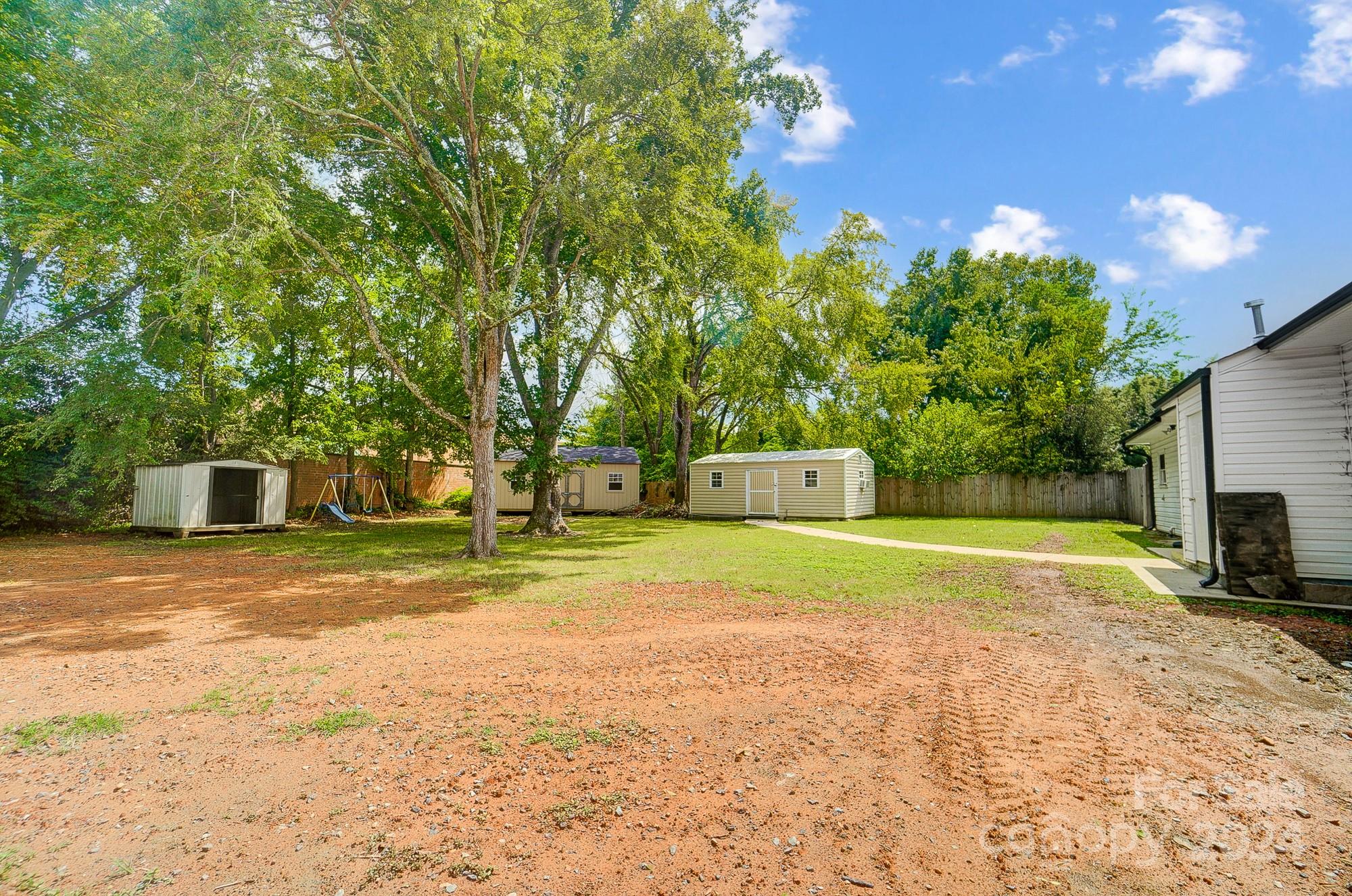 Dutchman Heights - Residential