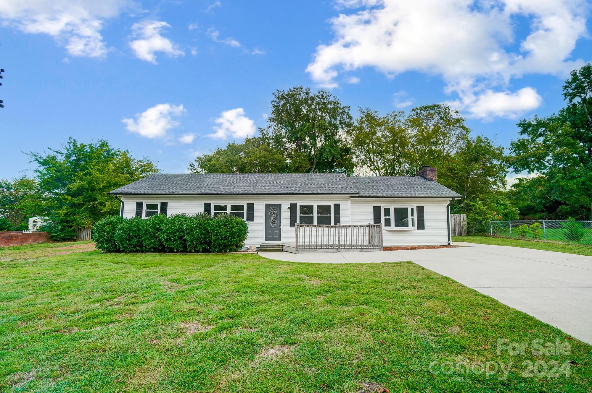 Dutchman Heights - Residential