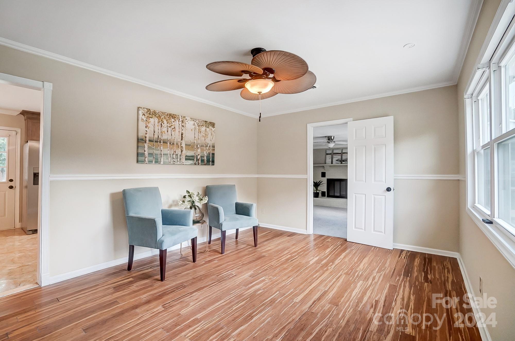 Dutchman Heights - Residential