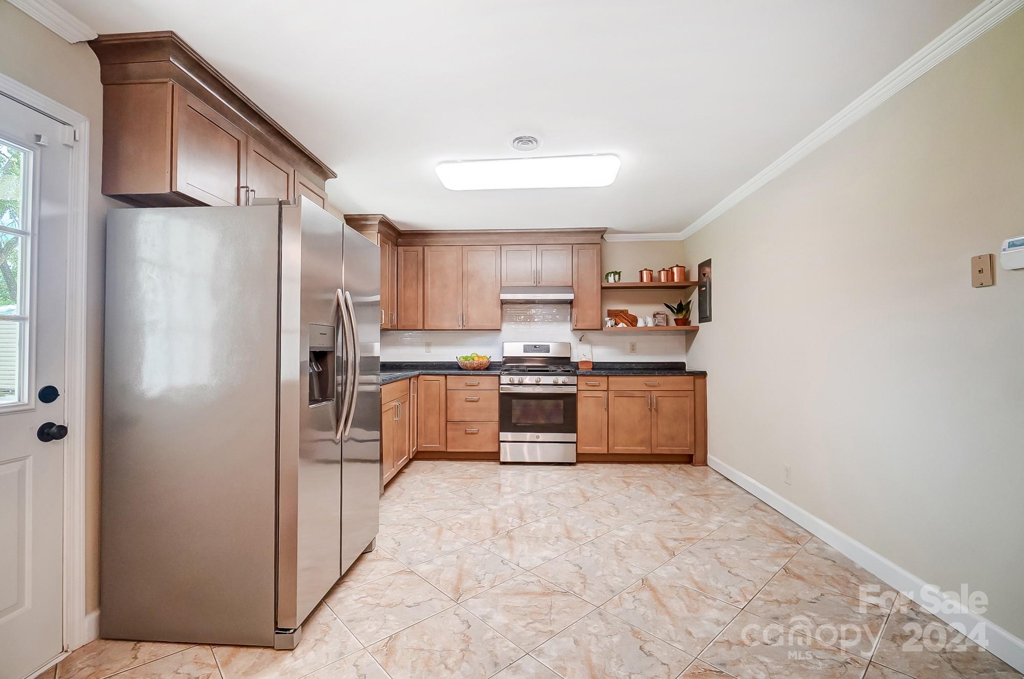 Dutchman Heights - Residential