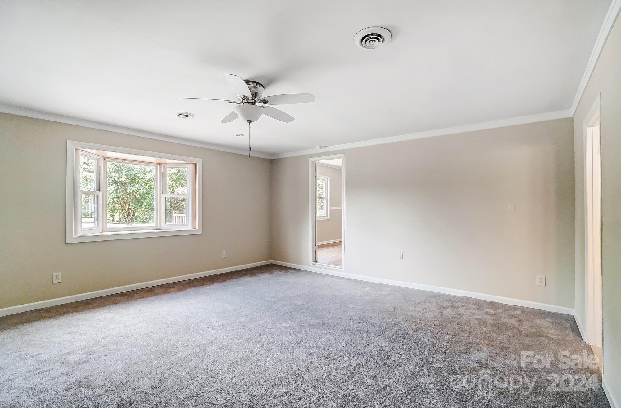 Dutchman Heights - Residential