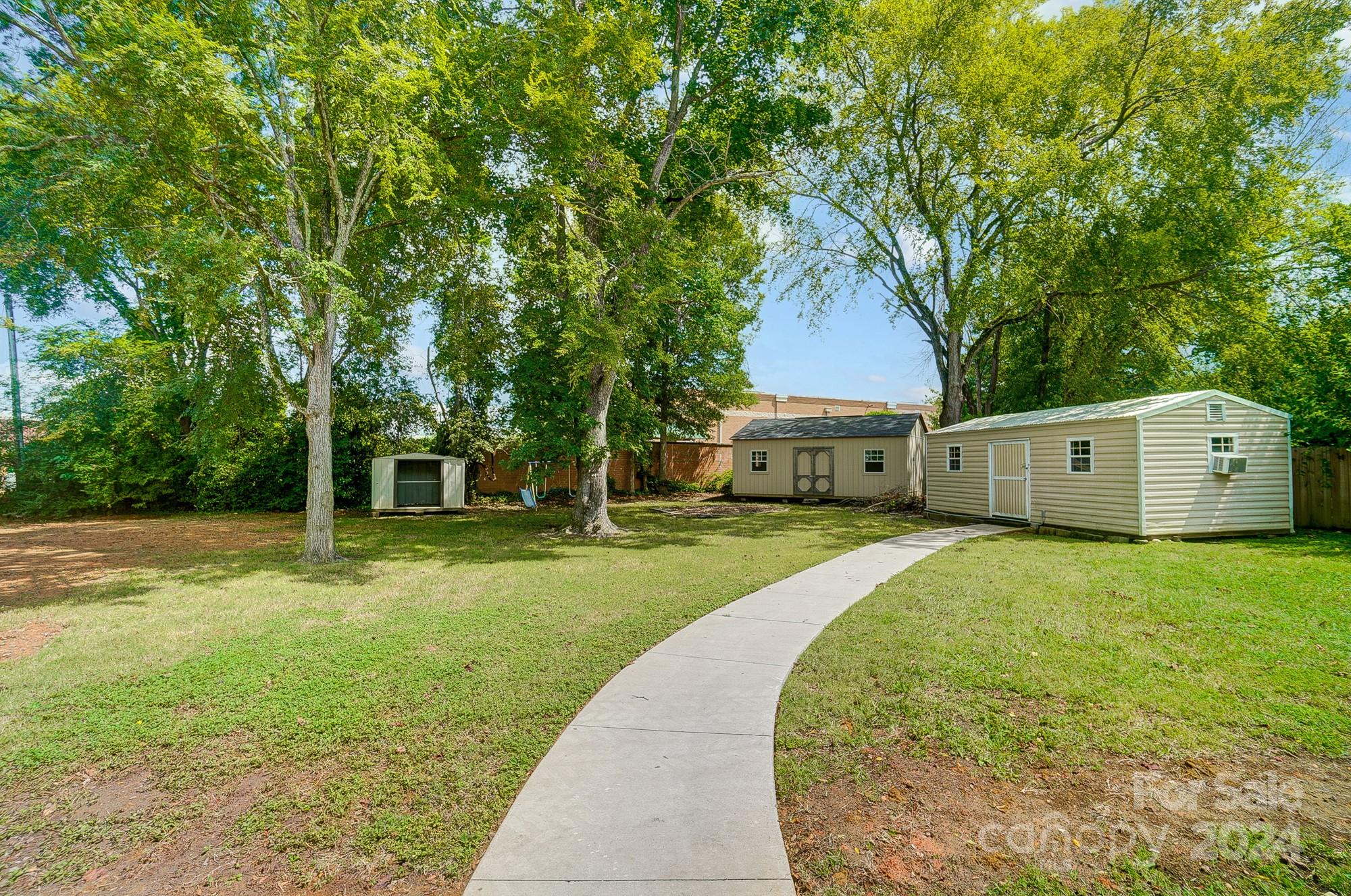 Dutchman Heights - Residential