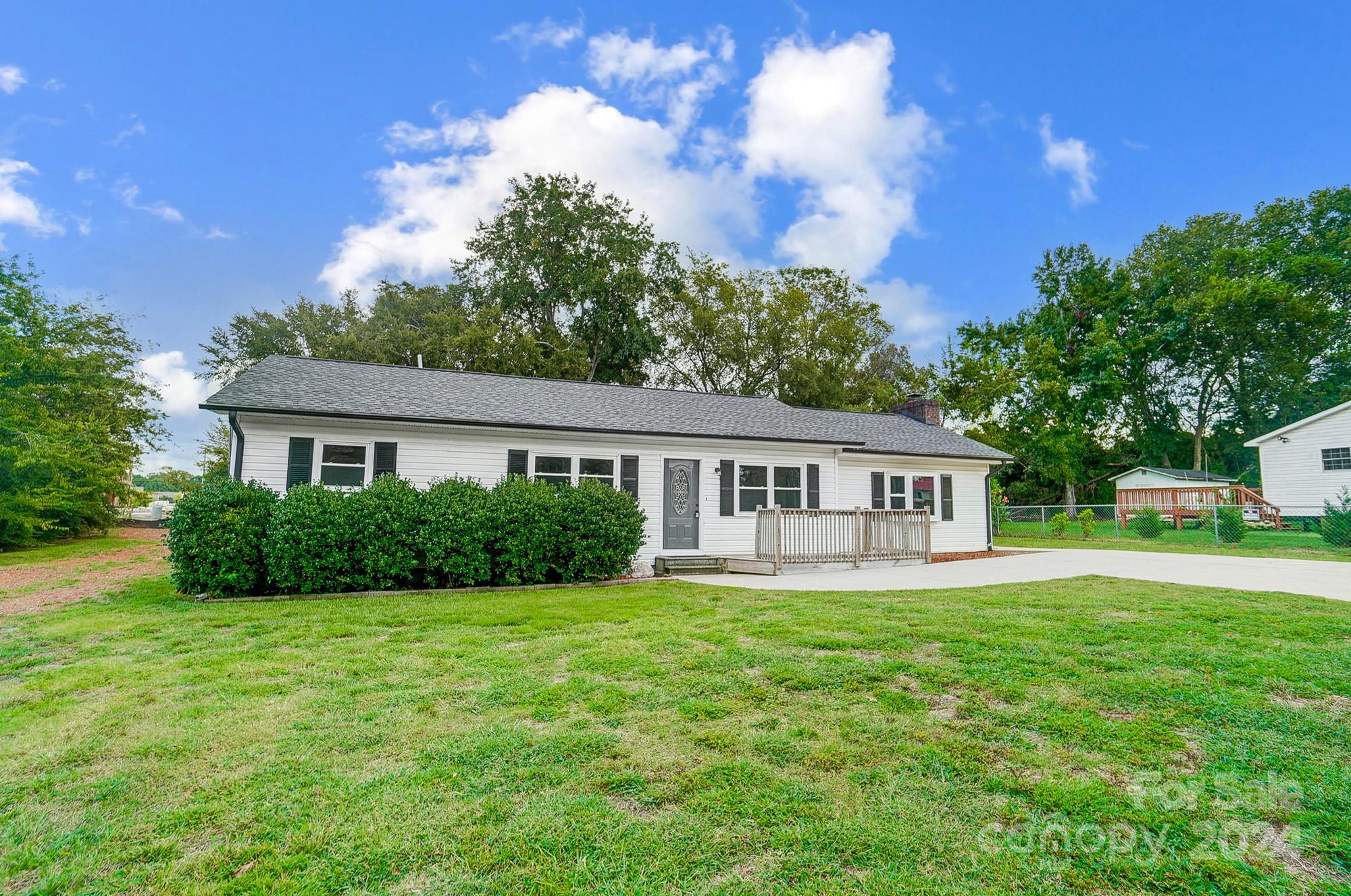 Dutchman Heights - Residential