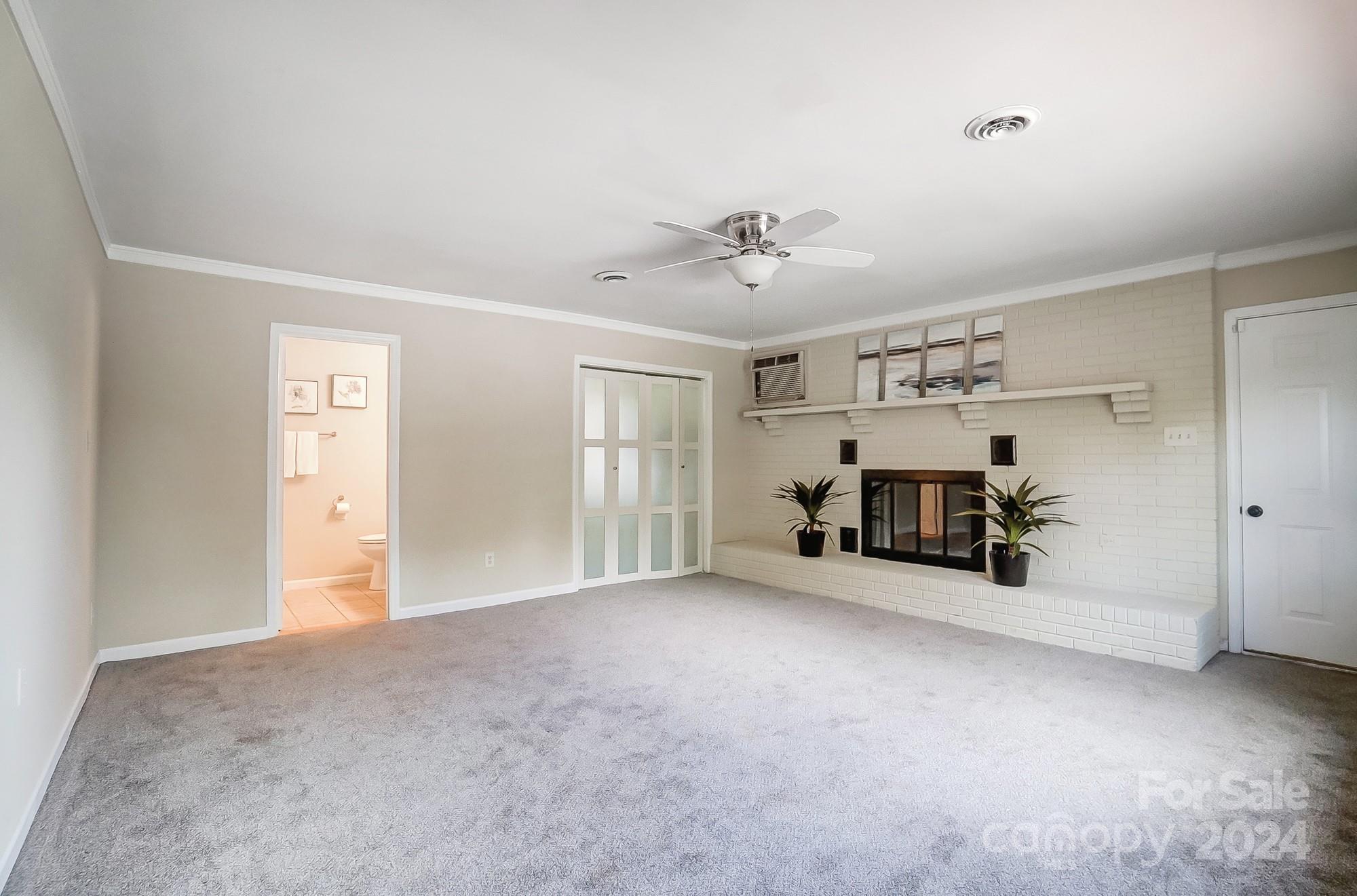 Dutchman Heights - Residential