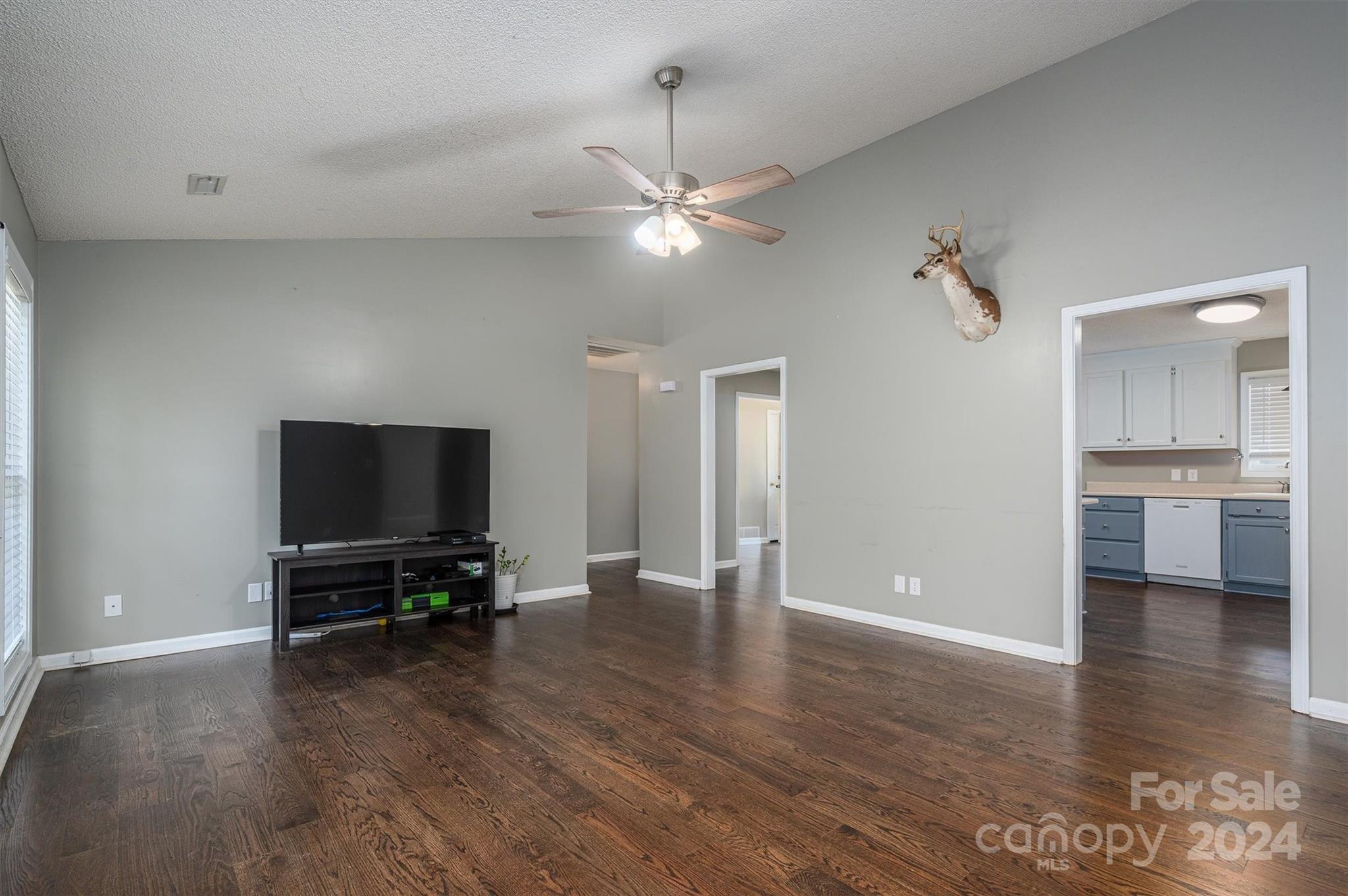 Hampton Creek - Residential