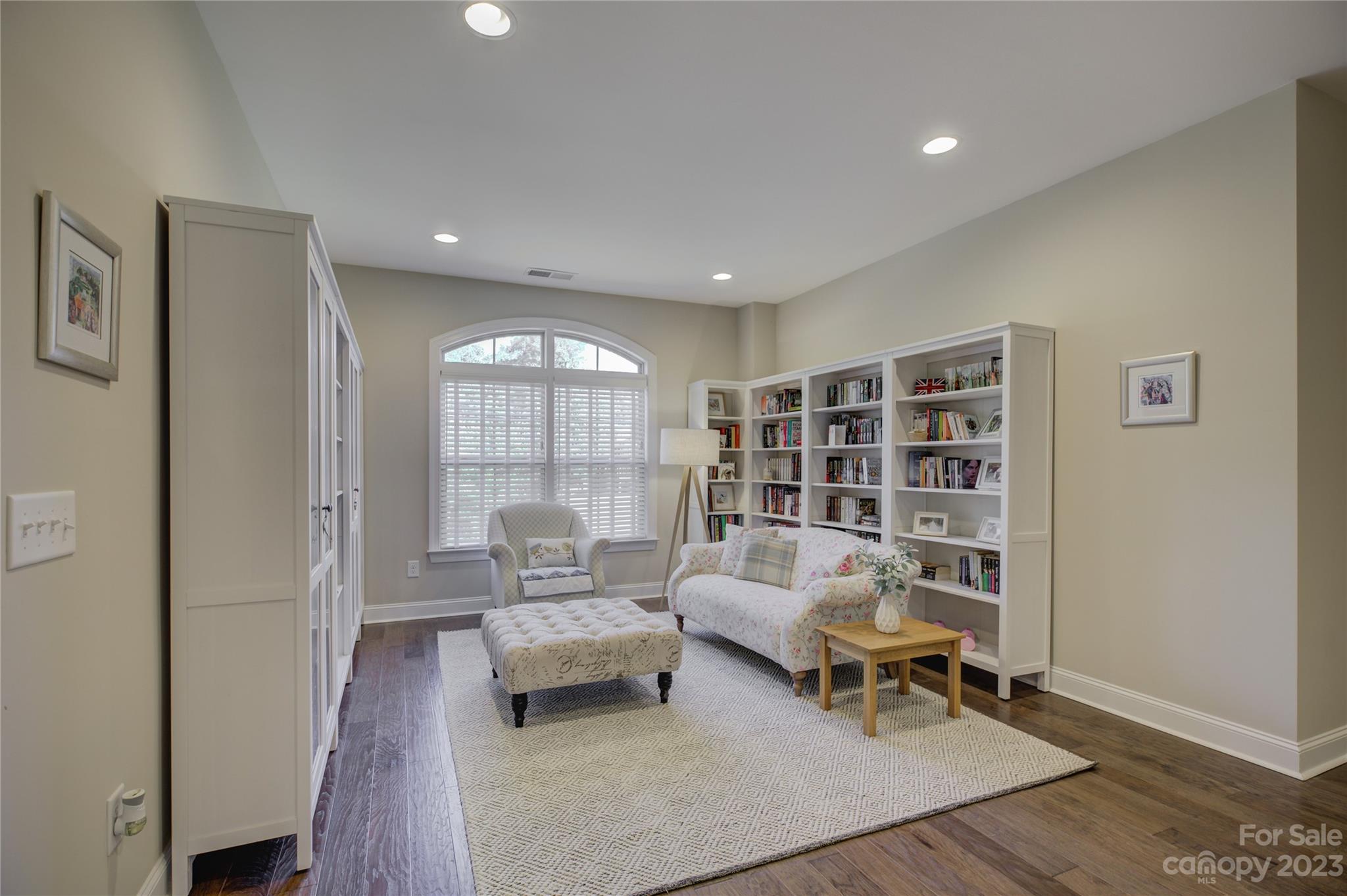 The Palisades - Residential