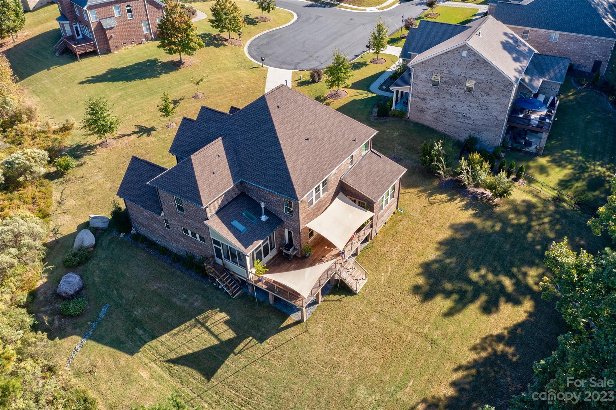 The Palisades - Residential