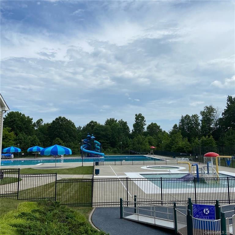 Moss Creek Village - Residential