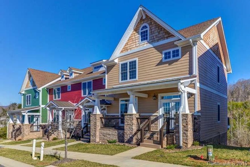 Unique 3-level craftsman style town home, beautifully finished w/ tall ceilings, open living & hardwood floors. Level 2 is your sanctuary offering 2 bedrooms (en suite), walk-in's & great storage! Get away from it all in your 3rd level bonus room, the perfect den, office, workout space/playroom. Stainless appliances and granite counters in kitchen! 2-car garage + LRG finished bonus room not included in SF. Plus an ELEVATOR! Easy access to Lake, Weaverville +DT AVL. 1st time buyer=100% financing!