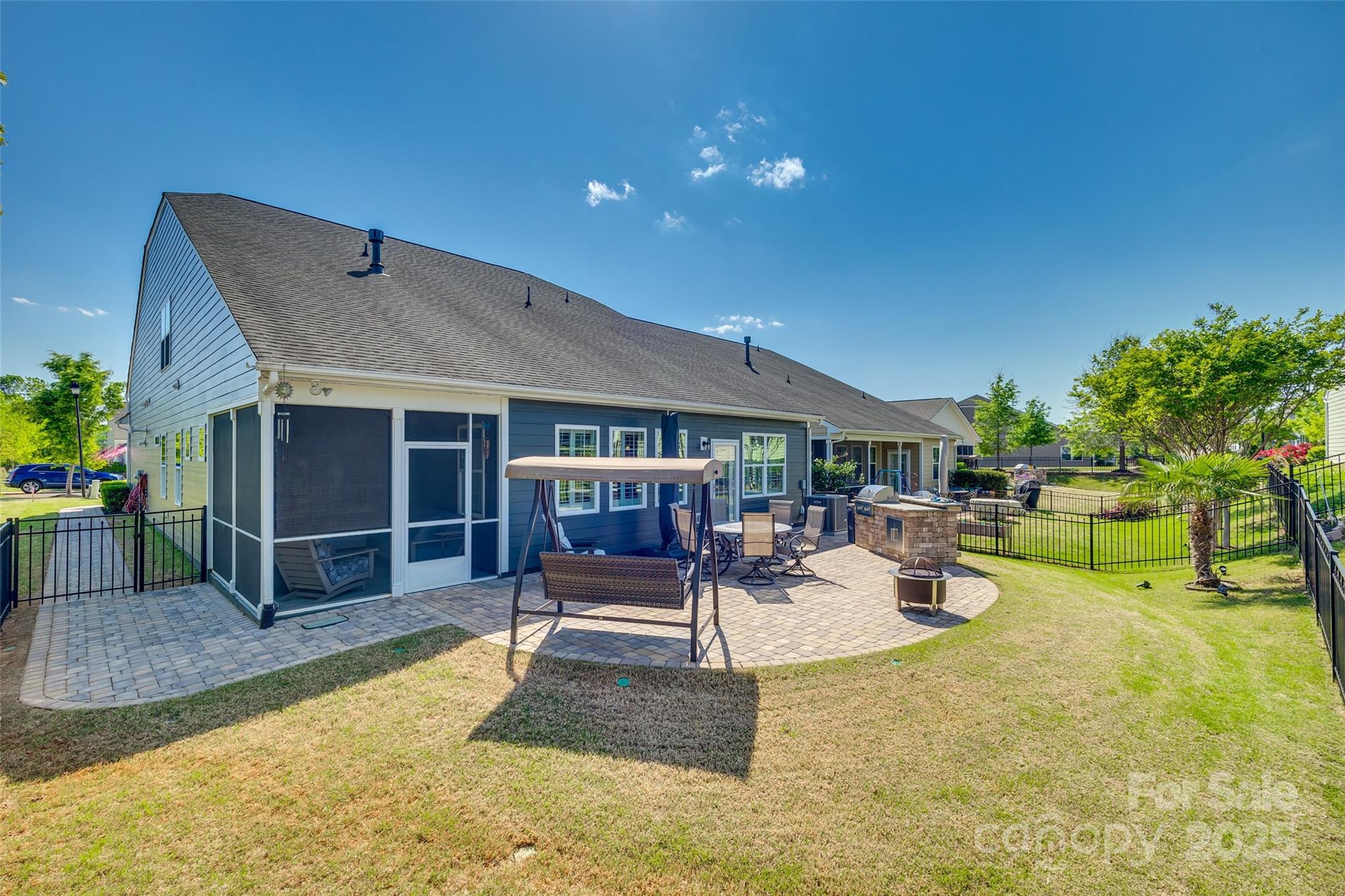 Summerhouse at Paddlers Cove - Residential