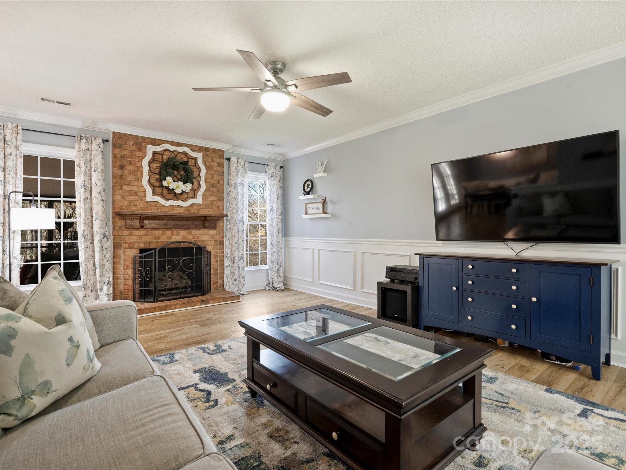 Wood Hollow - Residential