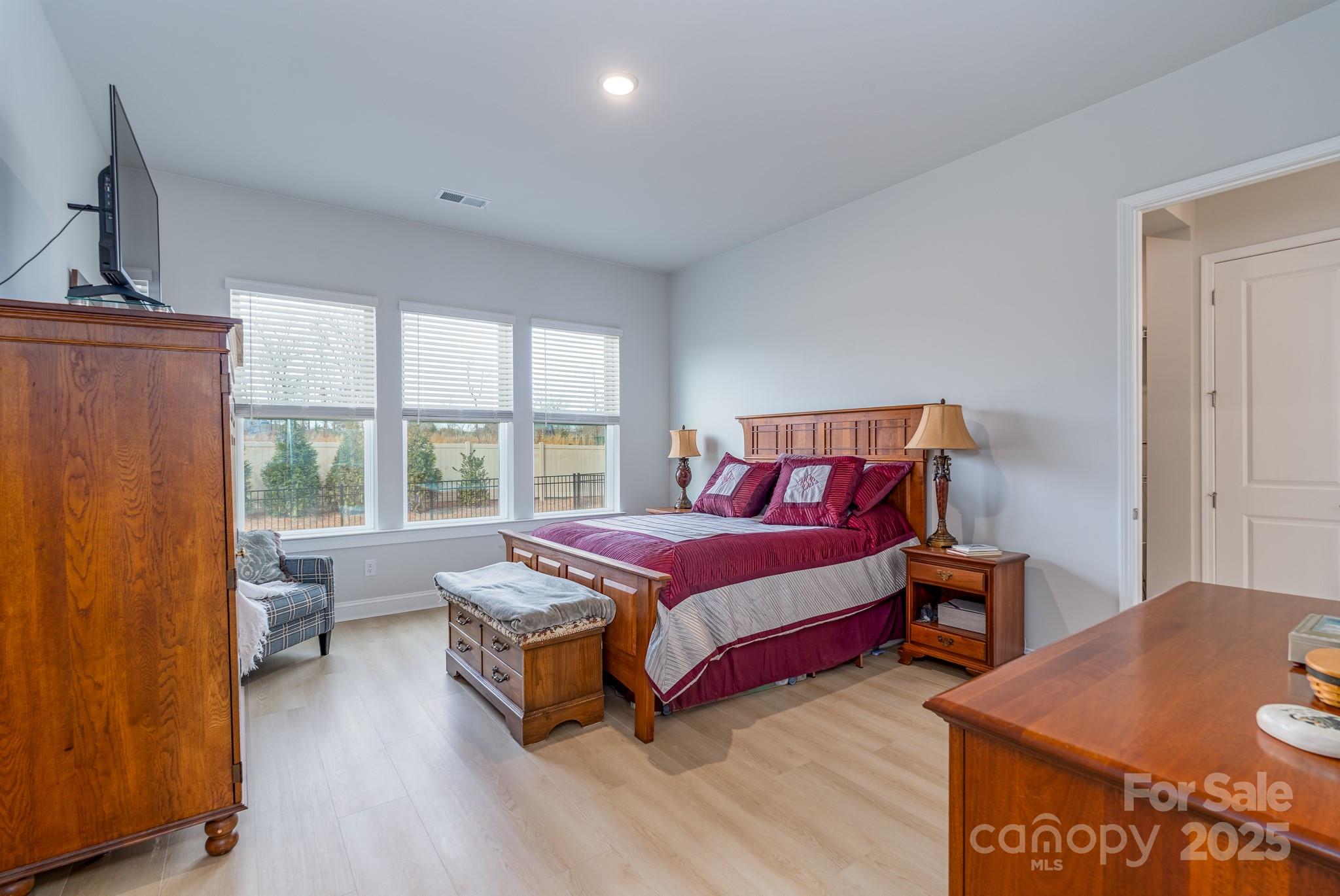 Encore at Streamside - Residential