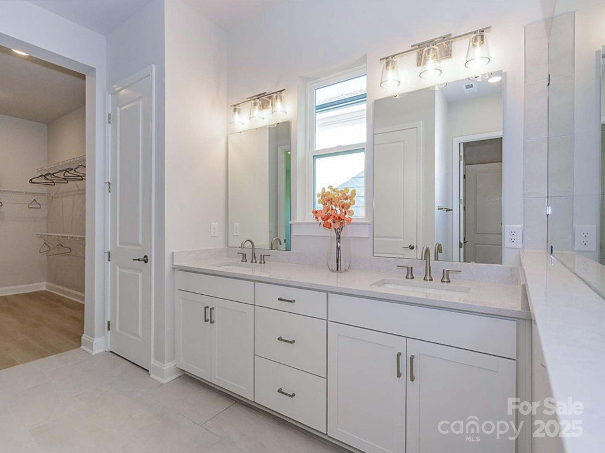 Encore at Streamside - Residential