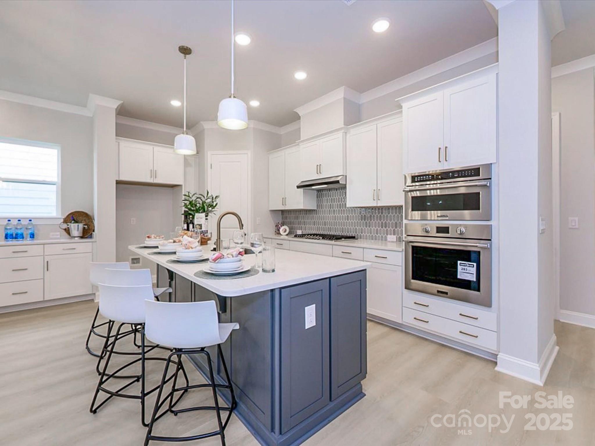 Encore at Streamside - Residential