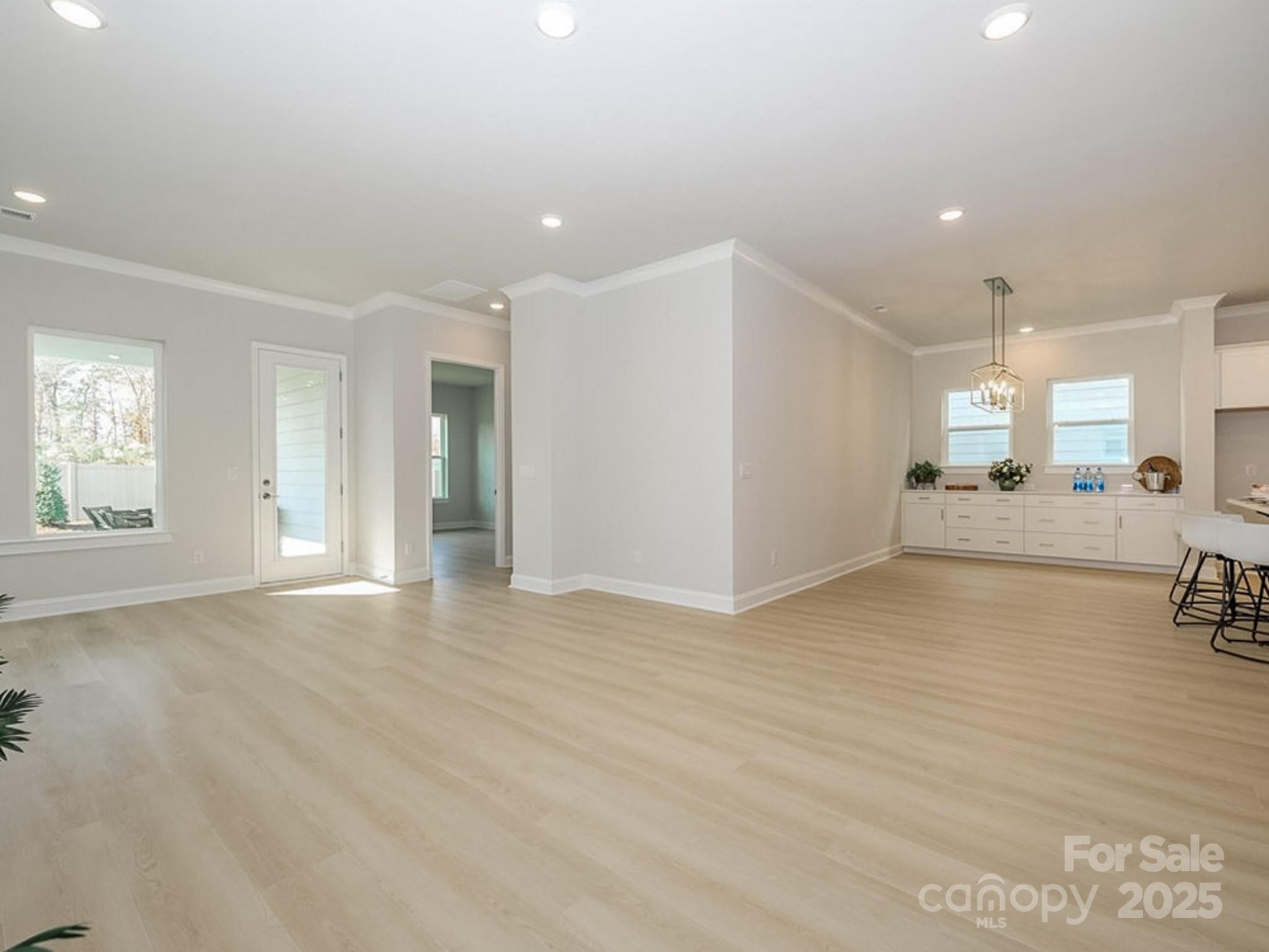 Encore at Streamside - Residential