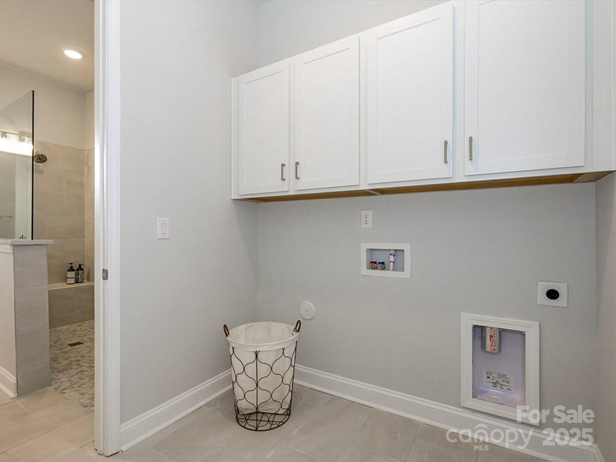 Encore at Streamside - Residential