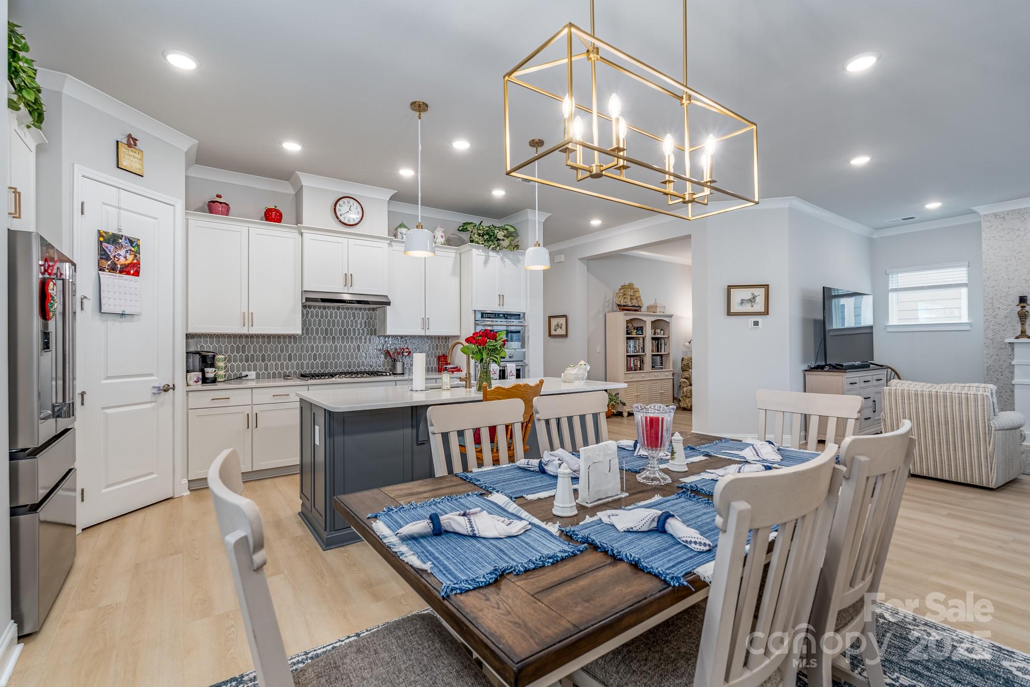 Encore at Streamside - Residential