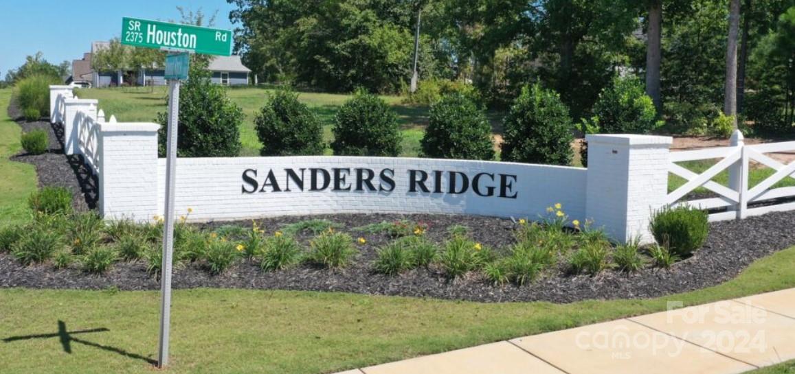 Sanders Ridge - Residential