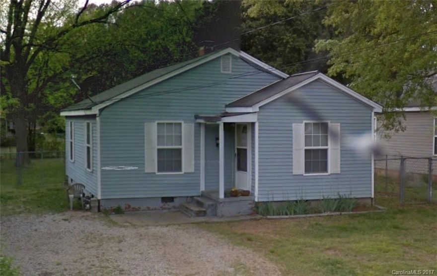 INVESTORS --  This home is rented and rents for $639 a month.  Seller is motivated and also will has 4 other properties which are MLS# 3279674,3279747,3279770,and 3279781.  Seller will sell them as a package.  Give us a call today