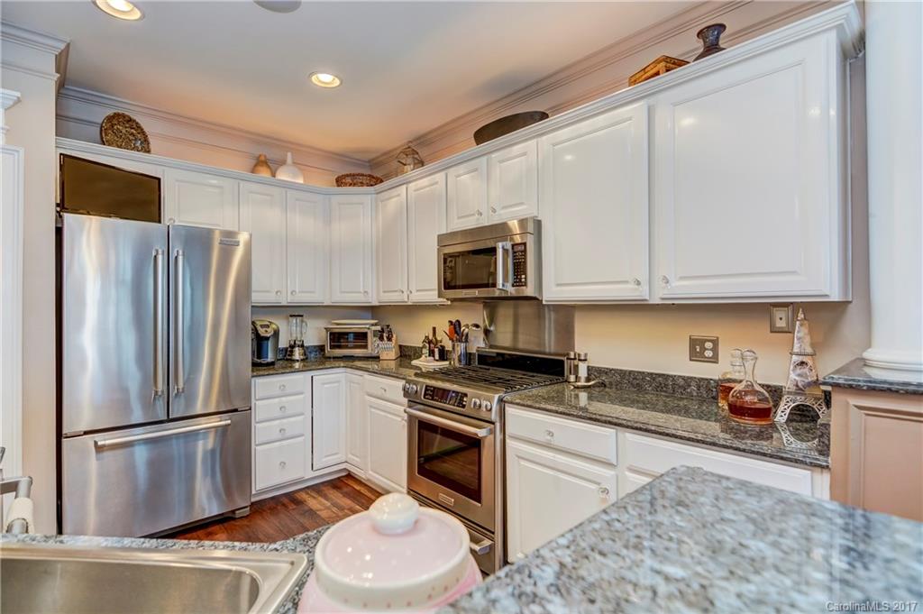 Harbor Point Village - Residential