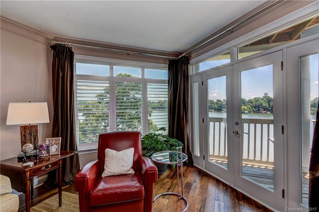 Harbor Point Village - Residential