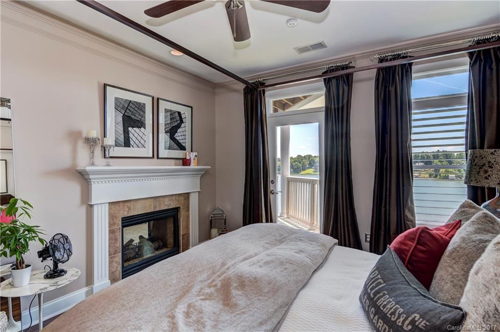 Harbor Point Village - Residential