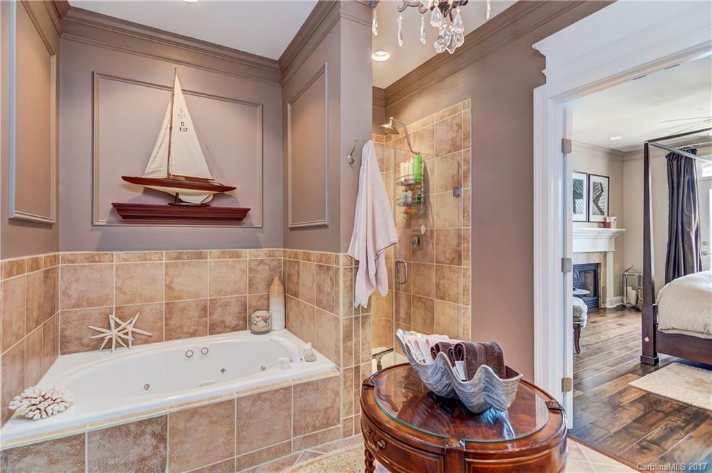 Harbor Point Village - Residential