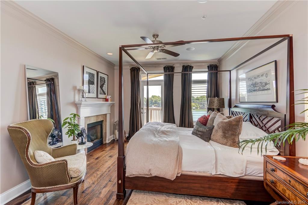 Harbor Point Village - Residential