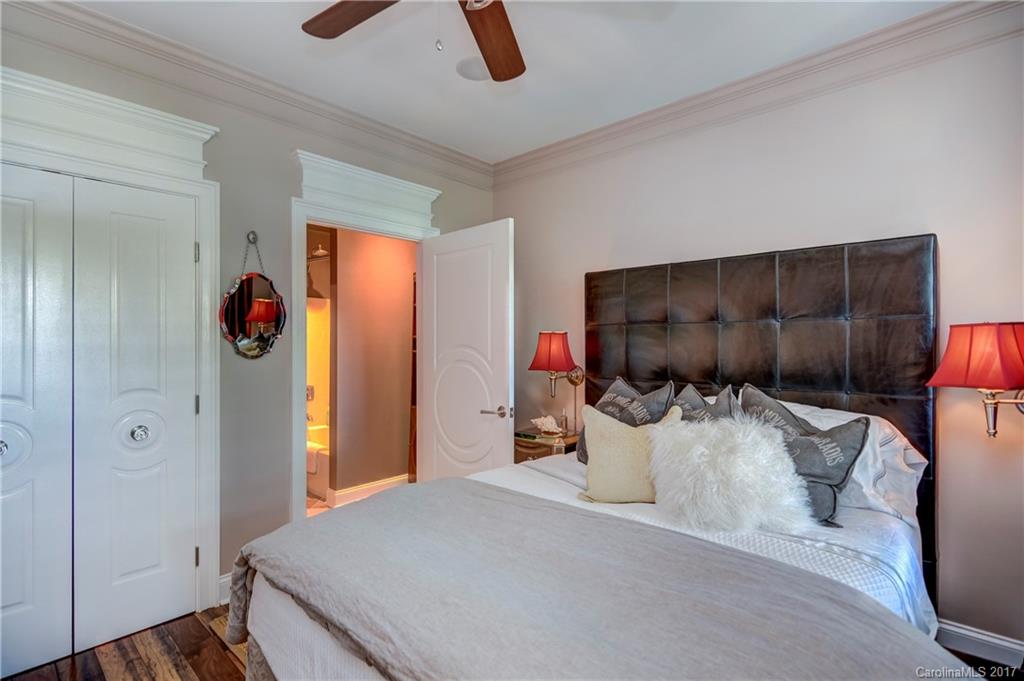 Harbor Point Village - Residential