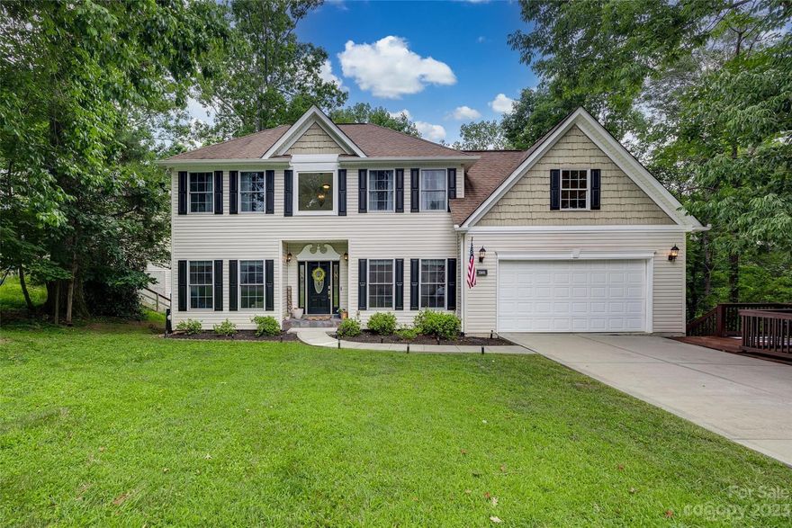 Welcome home to Heron Harbor in the well sought after area of Tega Cay SC! As you step inside you'll be greeted by a formal dinning room and office with built ins, that flawlessly flows into the kitchen and living room. Upstairs, you have a large primary suite with an updated bathroom featuring a soaking tub and separate walk in shower.  Two additional good sized bedrooms and a large bonus room/4th bedroom complete the upstairs. The basement is a true entertainers dream! Spacious family room to watch games or movies in, equipped with a updated bar area, full bathroom and exercise room. Enjoy your morning coffee on the main level deck, or nights around the fire pit on the lower level patio. Lots of privacy, plenty of storage, and nicely updated throughout. Don't forget all the amenities that Tega Cay has to offer- parks, playgrounds, community pool and clubhouse, golf, walking trails, access to Lake Wylie, community events & more! Great location close to Charlotte and top rated schools!